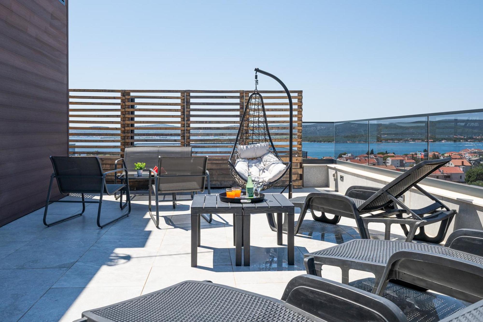 Sea Bay View Apartment - Appartement Avec Piscine Et Magnifique Vue Sur Mer Sveti Filip i Jakov Exteriör bild